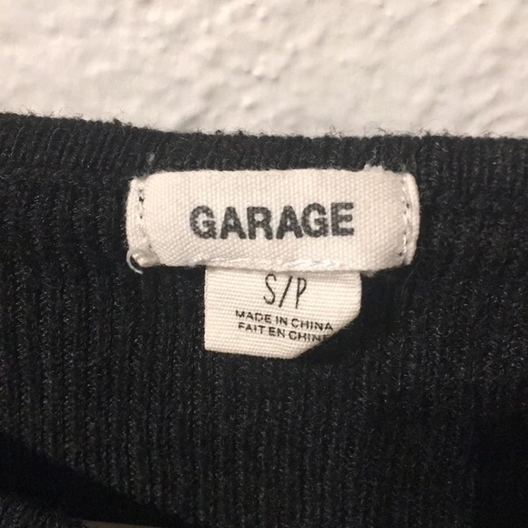 🌸GARAGE Black long sleeve sweater - Picture 3 of 3